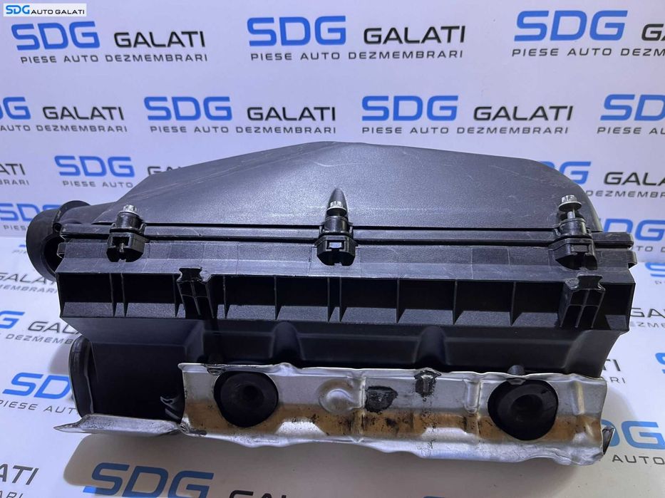 Corp Carcasa Filtru Aer Mercedes W203 Clasa C Class C270 2.7 CDI 2001 - 2007 Cod A6110902301