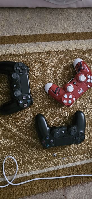 Playstation 4 с скачанными играми