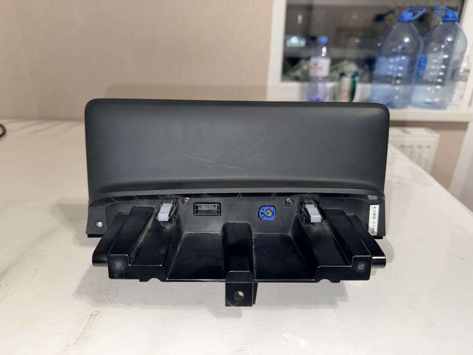 Экран,мультимедия на JAC JS4