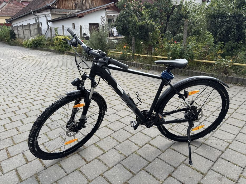 Bicicleta Cube barbati