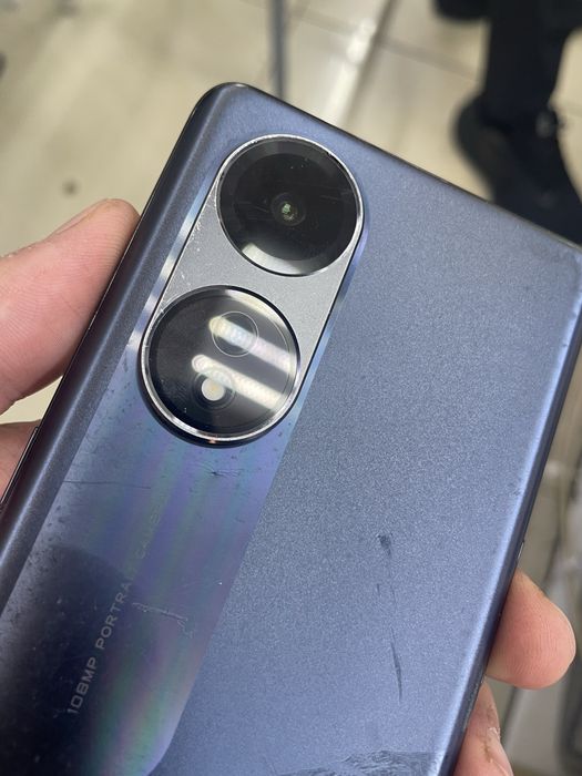 продам телефон 256гб 5G