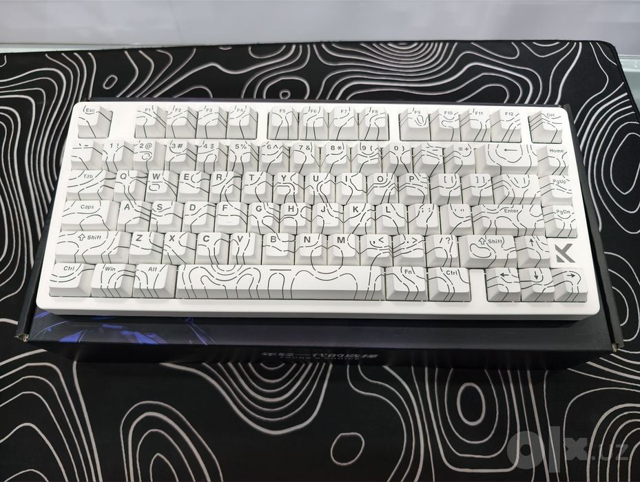 Клавиатура Mchoose Jet 75, белая с чёрным