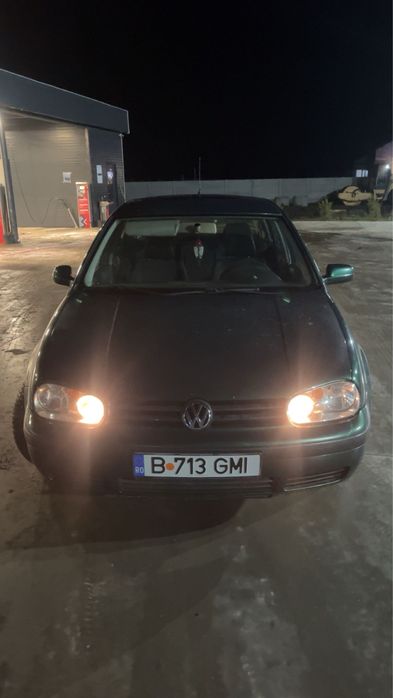 Vand golf 4 .1.6 105 cp toate actele la zi , fiscal pe loc