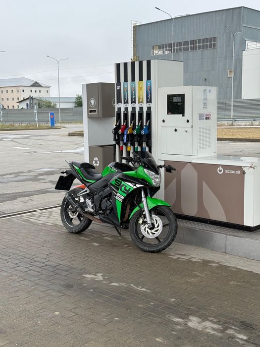 Мотоцикл сатлады 300куб