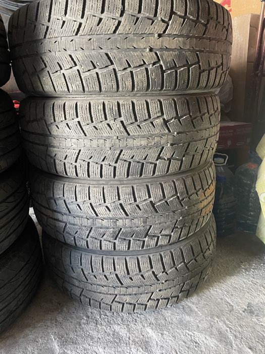 Продам резину 235/55/18 и 235/60/18