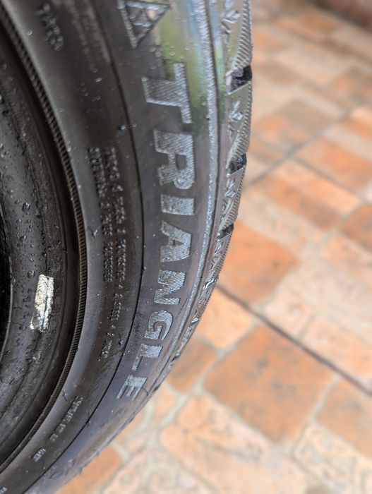 Шины зимние 245/45 R18