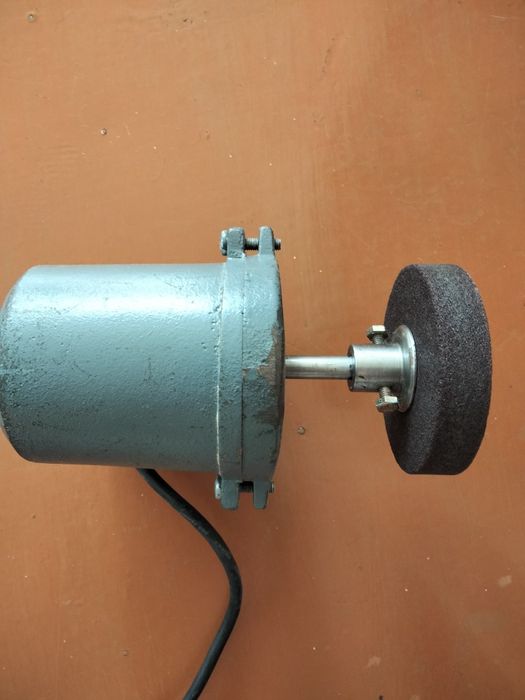 Электроточильный камень