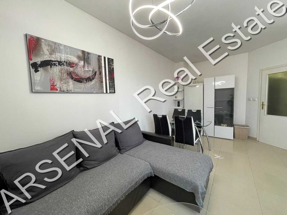 Дава се под наем Двустаен апартамент в София, Красно село - 71 кв.м за 448.8 € - Снимка #2