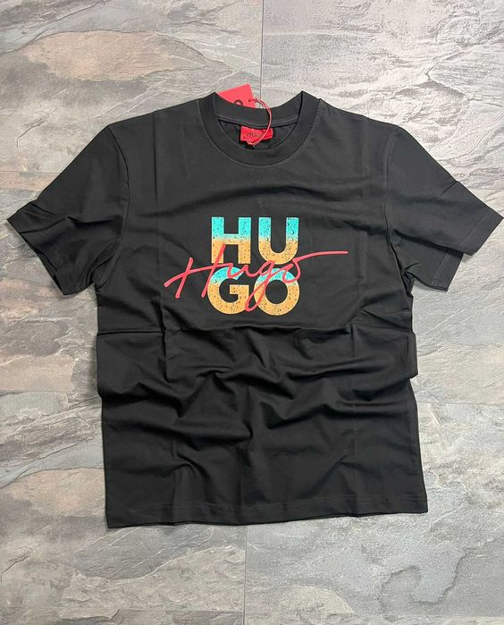 Модерни мъжки тениски HUGO BOSS – стил, комфорт и перфектна визия за лятото!