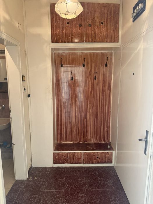 Продава се Двустаен апартамент в Варна, Базар Левски - 61 кв.м за 2869 €/кв.м - Снимка #4