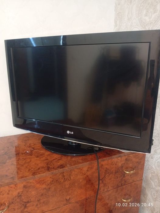 Телевизор LG  в отличном состоянии