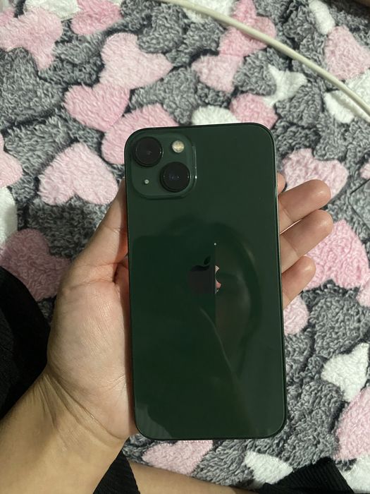 Айфон 13 128гб есть коробка