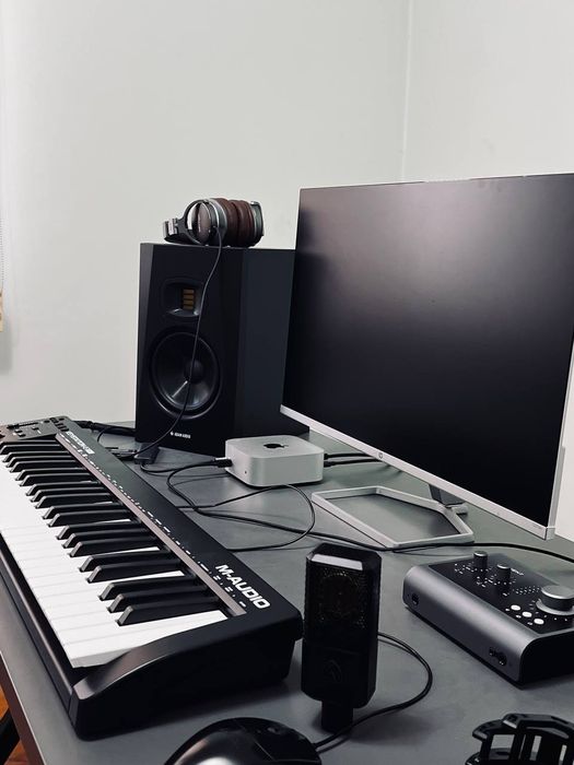 STUDIO Sotiladi Yangi