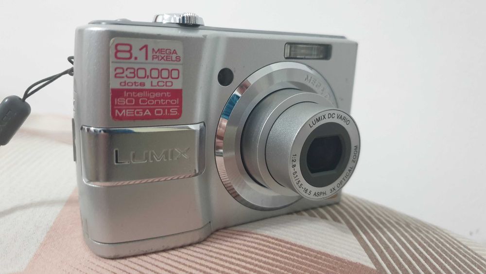 фотоапарат Panasonic LS80 - 8.1 MPx