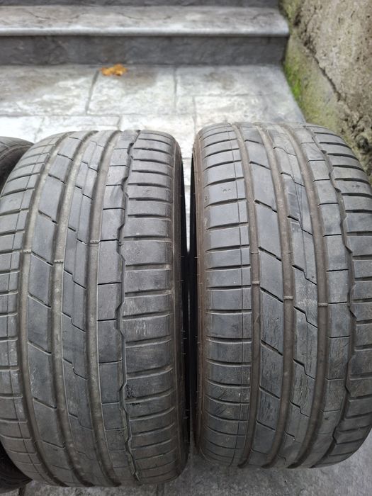 Продавам гуми 235 35 19