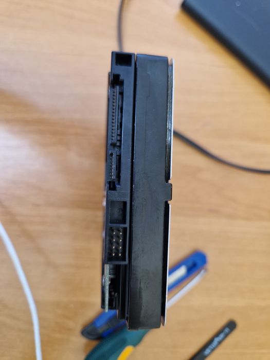 Жеский диск 320гб