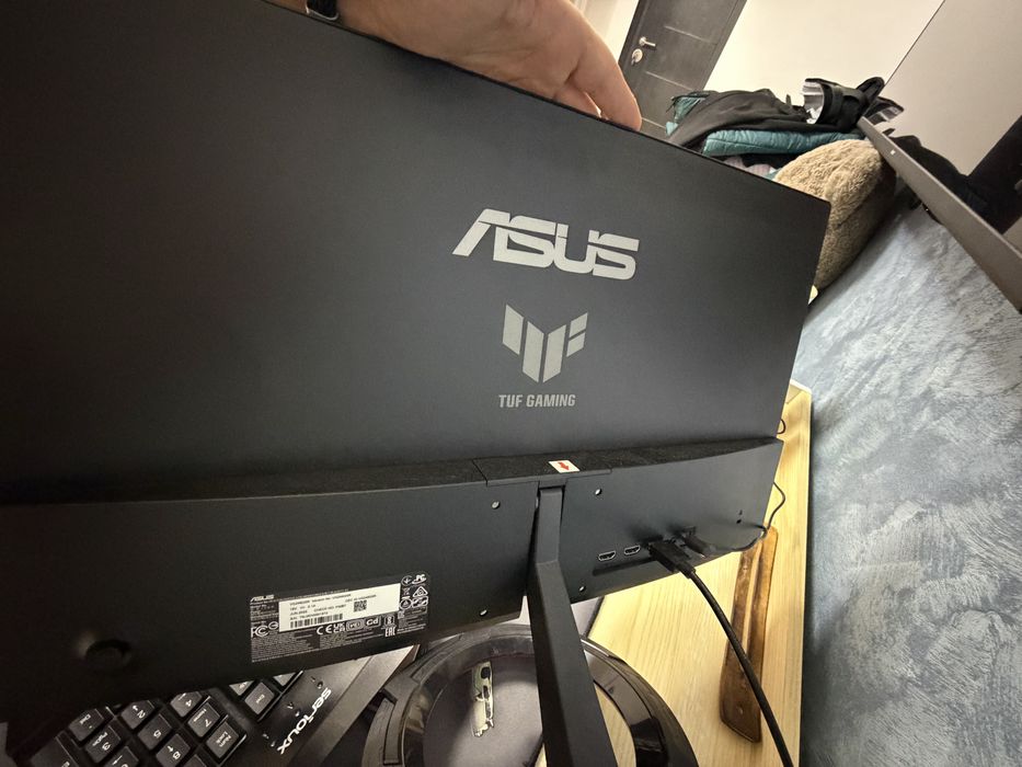 Calculator 8gb video i3 10100f 32gb ram monitor 240hz