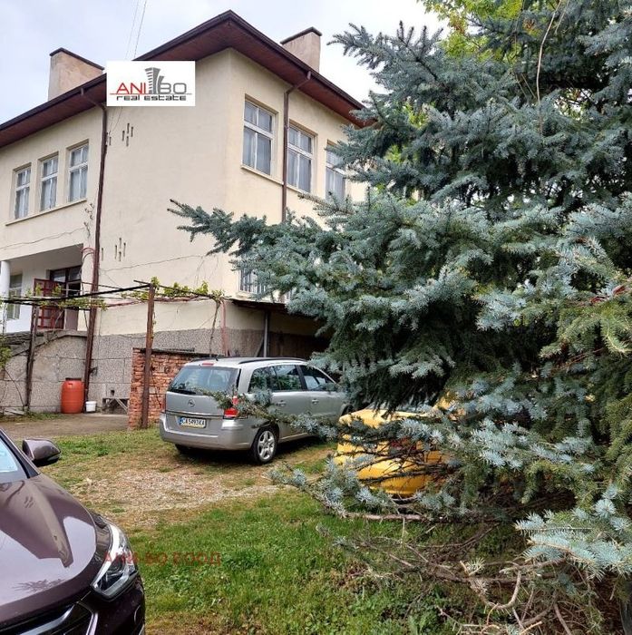 Продава се Къща в Благоевград, Струмско - 700 кв.м за 458 €/кв.м - Снимка #5