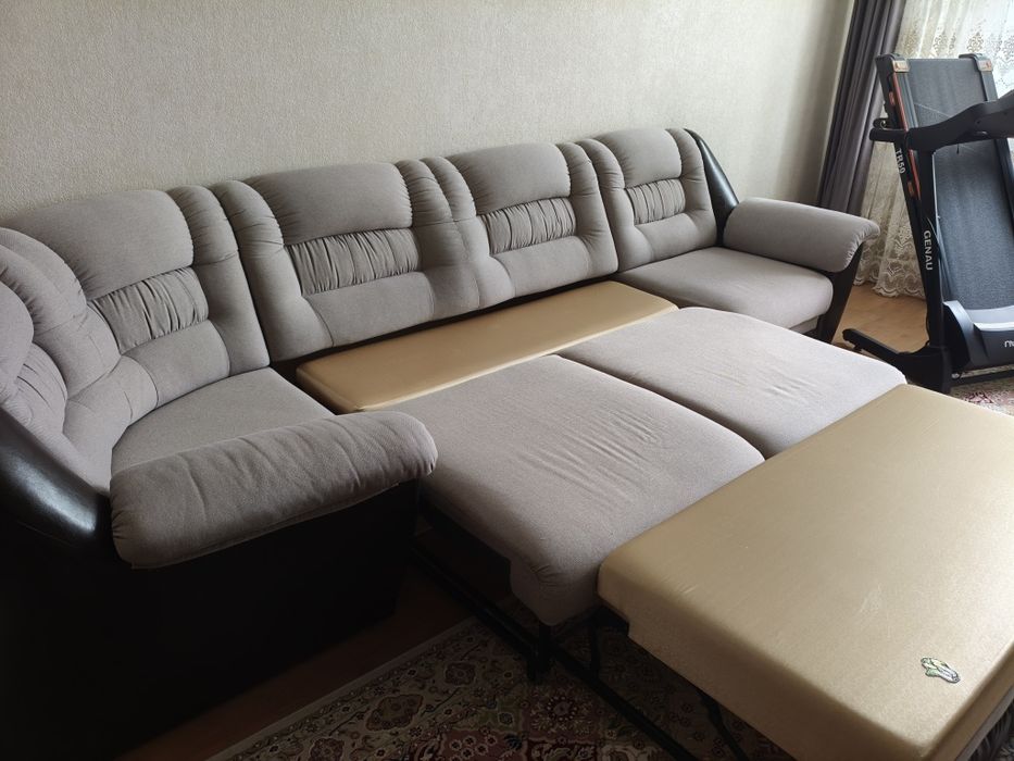 Диван для гостиной
