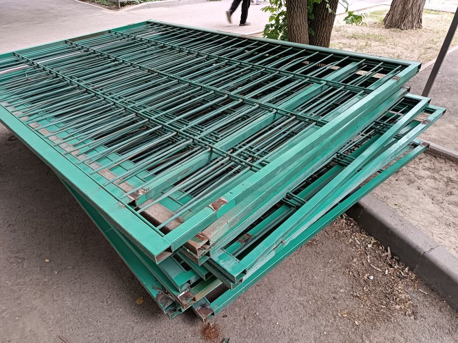 Забор метал сетка решетка