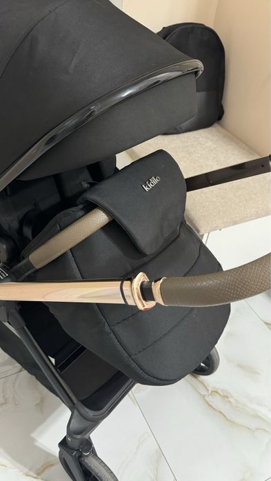 Коляска.         кидило         состояние жаксы.