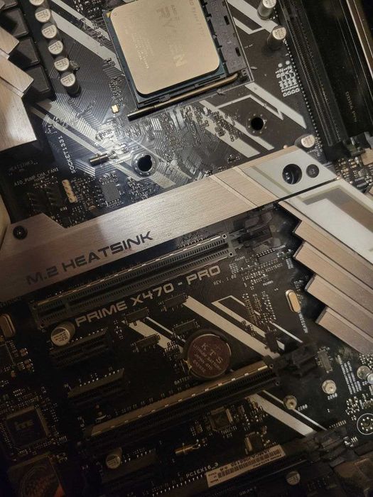 Ryzen 5700g + и дъно ASUS X470 PRO AM4 сокет - перфектни