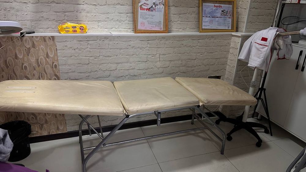 Продается кушетка б/у