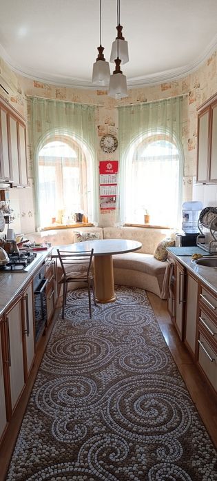 Сельхоз 6-соток срочно продаётся дом.