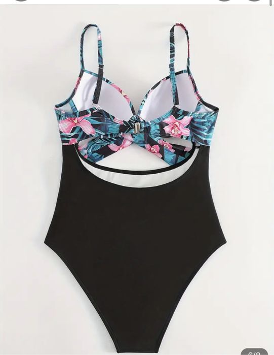 Нов цял бански.