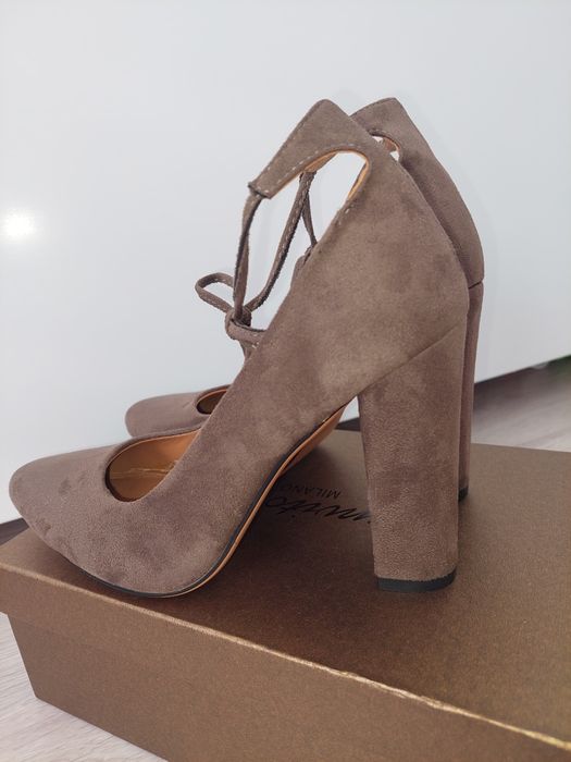 Продам туфли новые