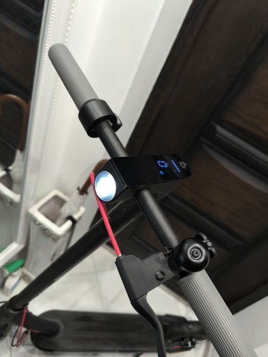 Тротинетка Xiaomi Electric Scooter 4 Pro