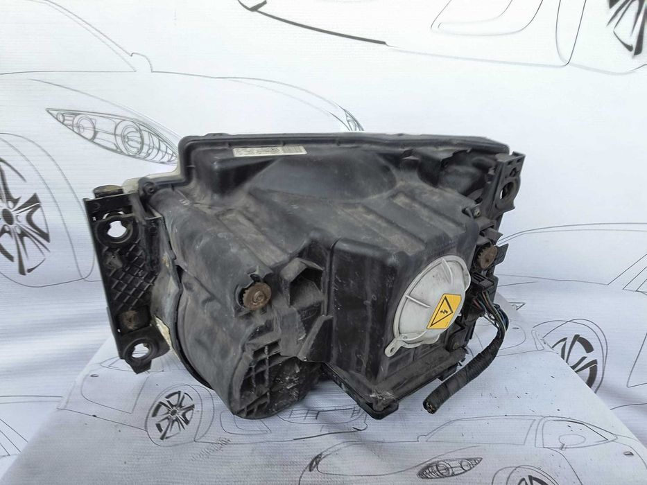 Far Dreapta Uk Xenon Bi-Xenon Afs Land Rover Discovery 3 2007 / 2005-2009 Cod OEM XBC500102 (1E1)