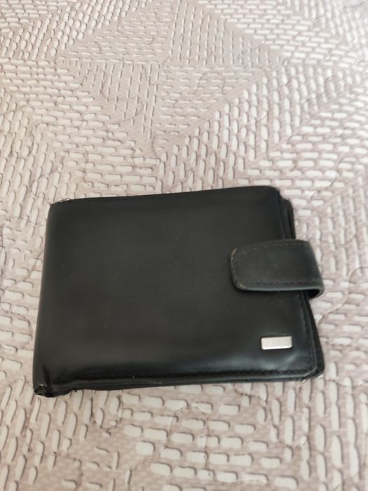 Продавам портфейли от естествена кожа