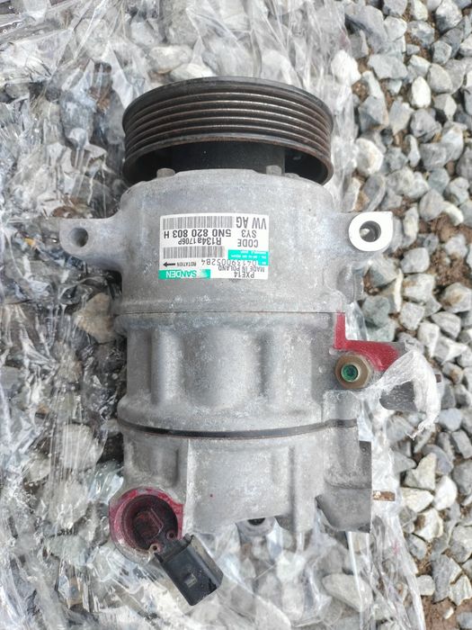 Vând compresor AC aer condiționat golf6 euro 5
