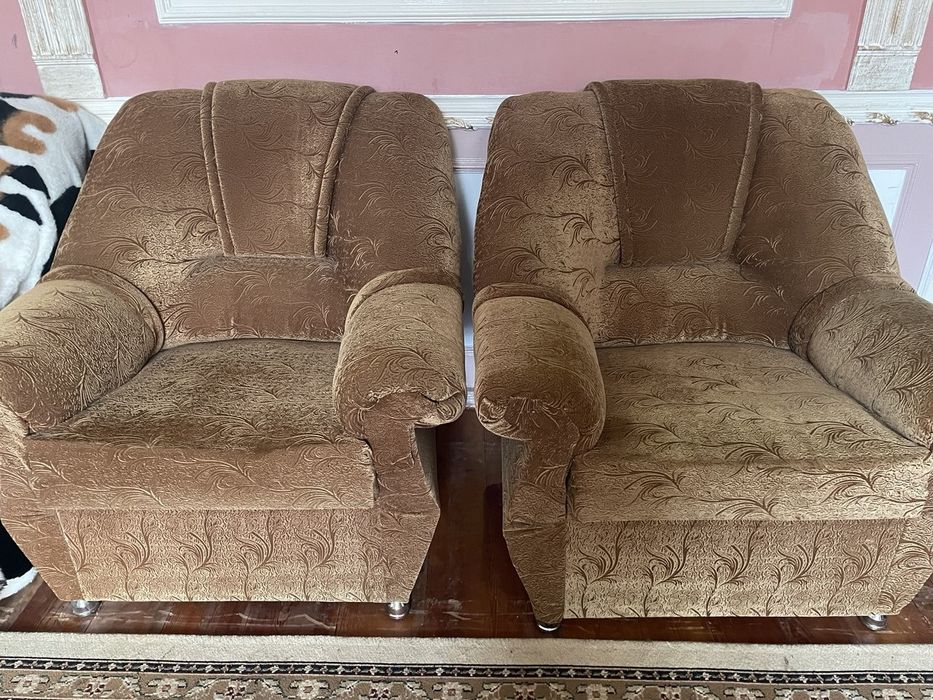 Диван и кресло качества норма