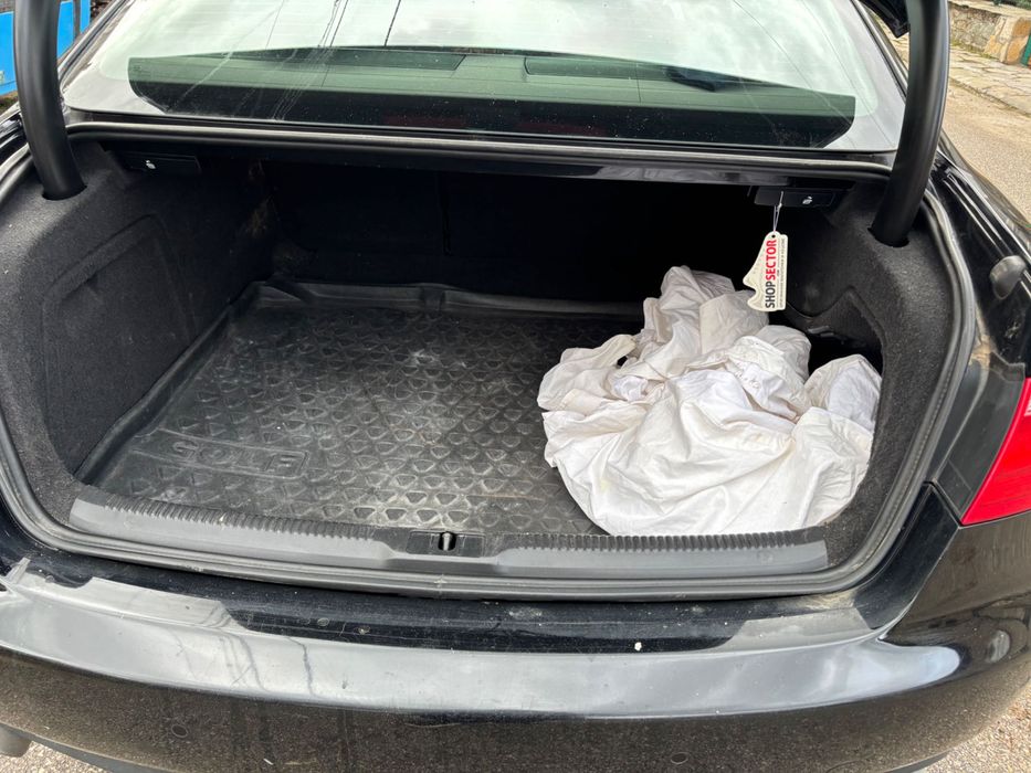 Audi a5 2.7 tdi 2008 десен волан