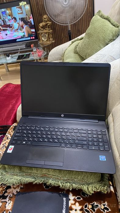 Hp athlon noutbuki sotiladi deyarli yangi holatda