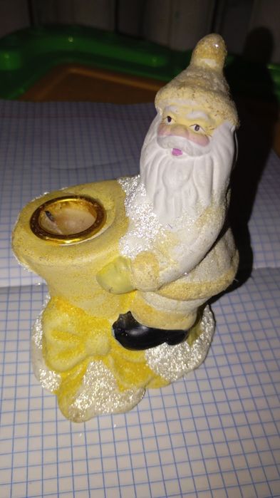 Продам Новогоднии статуэтки.