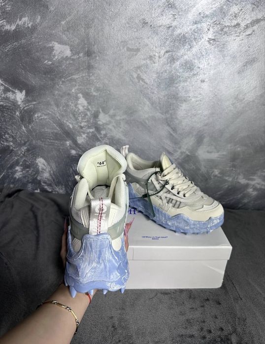off white odsy 1000