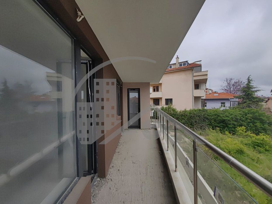Продава се Тристаен апартамент в Варна, Виница - 96 кв.м за 731 €/кв.м - Снимка #10