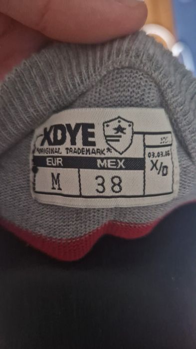 Pulover subțire, gr M