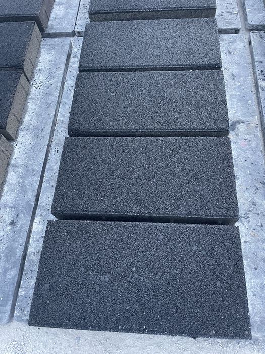 Прессованный брусчатки от производителя