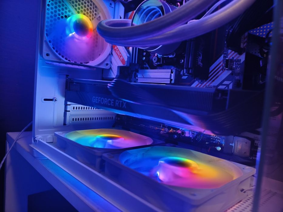 Видеокарта GIGABYTE GeForce RTX 4060 GAMING OC