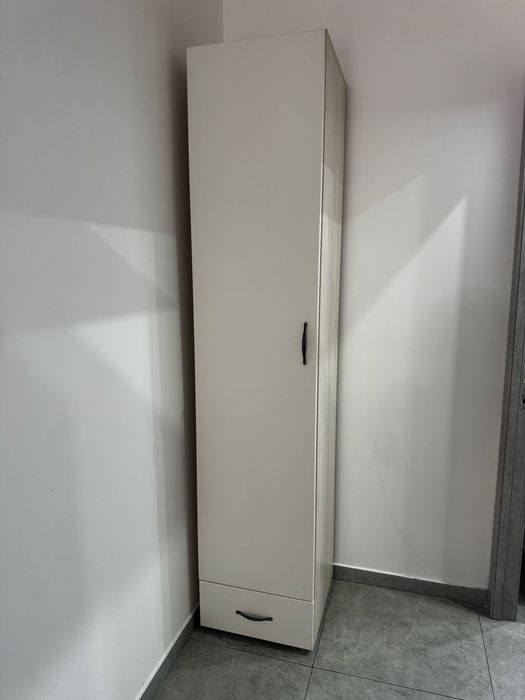 Шкаф для офиса, салона