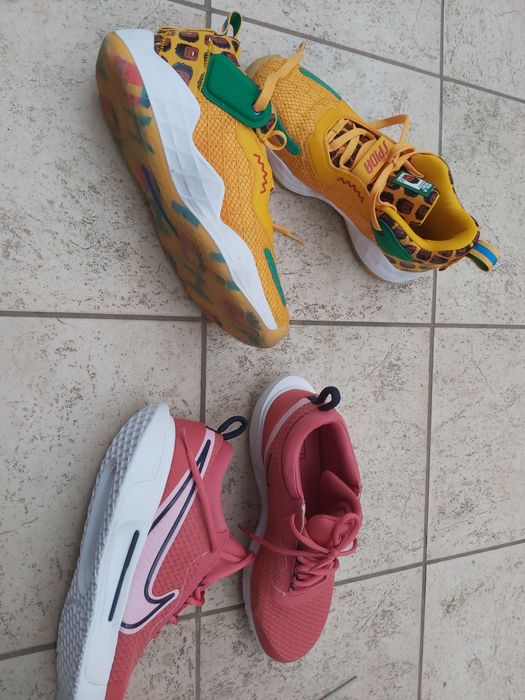 Adidași bărbați,  marca Adidas , Nike