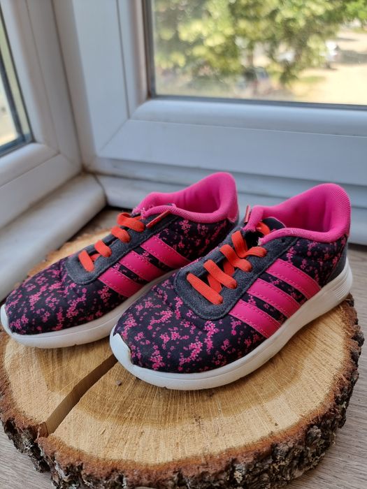 Маратонки adidas