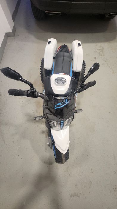 Детски акумулаторен мотор