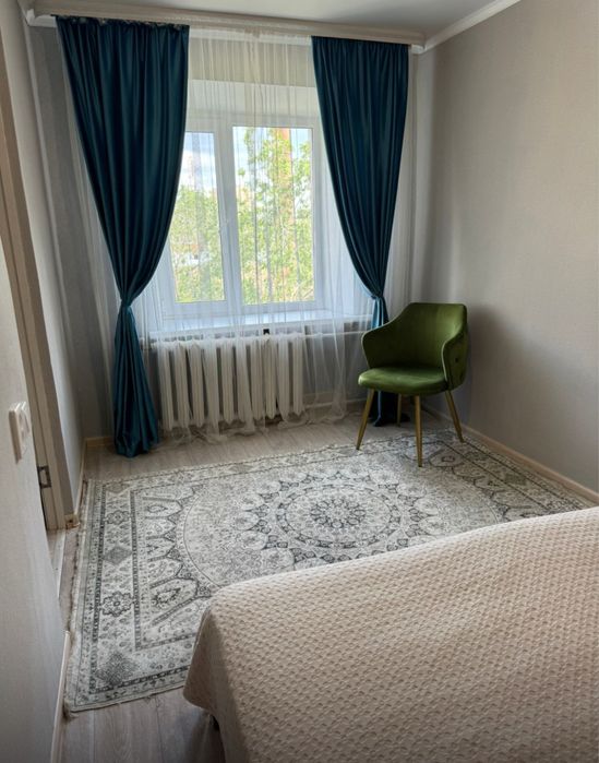 Сдам 2-комн, посуточно, район 1000 мелочей