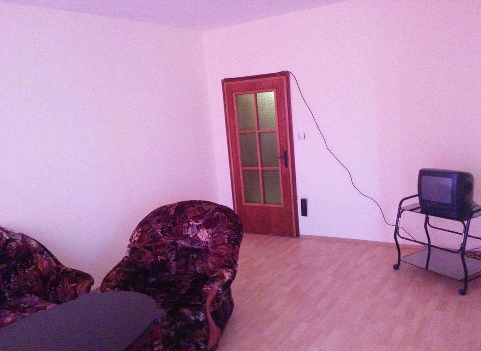 Продава се Тристаен апартамент в Хасково, Училищни - 105 кв.м за 777 €/кв.м - Снимка #4