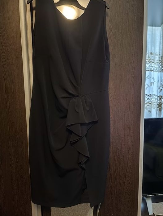 Rochie eleganta marcă Caramel mărimea 44